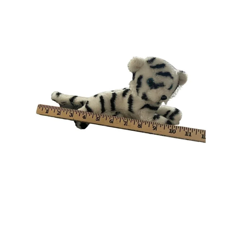 Dakin 1976 Little Bombay White  Tiger Plush Nature Babies Stuffed Animal 10 Inch